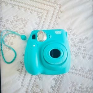 •Instax Mini 7s Seafoam green•